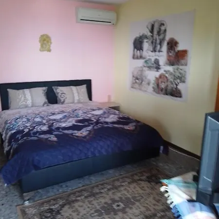 Guest house Мега Къща За Гости